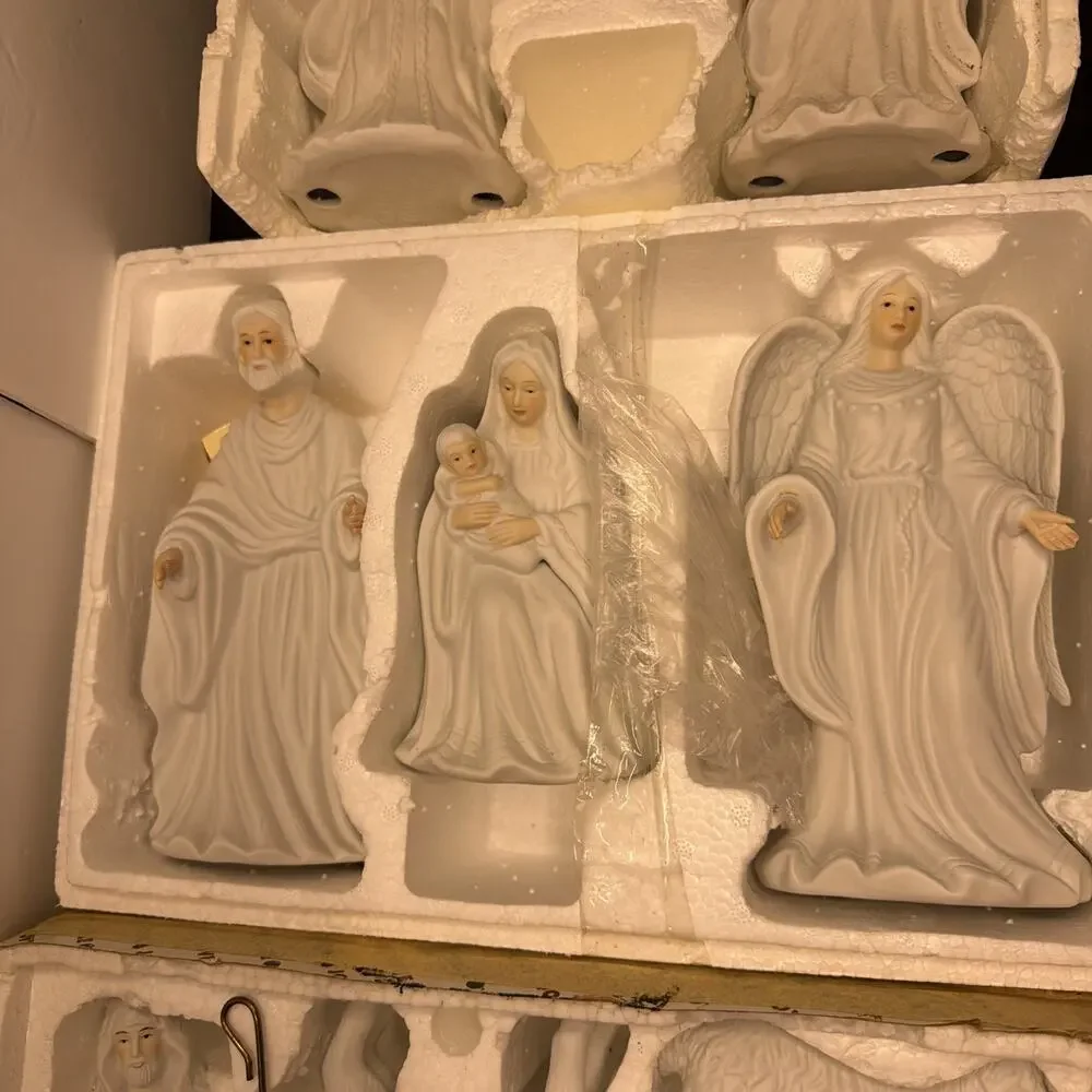 House Of Lloyd Nativity Christmas Around The World 11 Piece Vintage 1995 & 1996